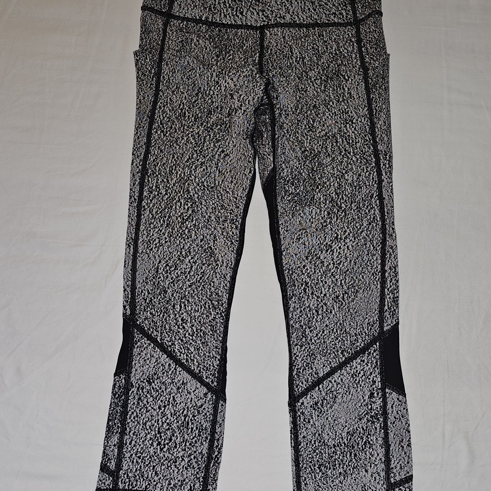 Lululemon Black and White Patterned Leggings